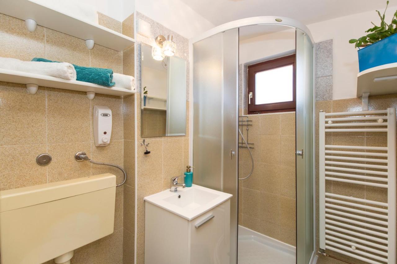 Studio Apartman Branka Лабин Экстерьер фото